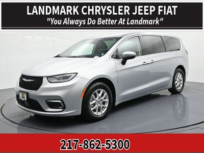 2023 Chrysler Pacifica Touring L FWD