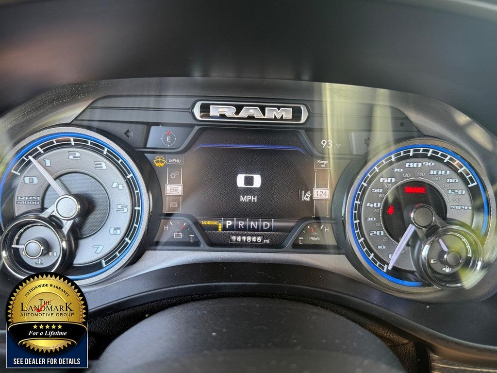 2019 RAM 1500 Limited 4x4 Crew Cab 5'7" Box