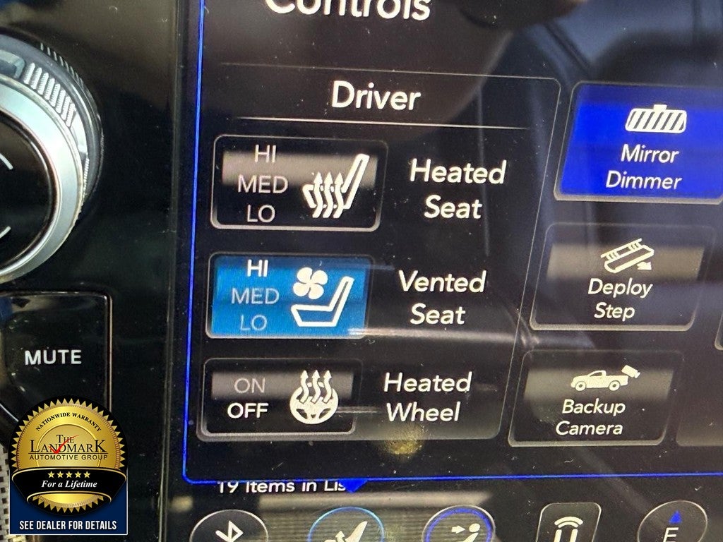 2019 RAM 1500 Limited 4x4 Crew Cab 5'7" Box