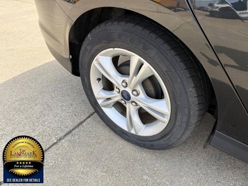 2014 Ford Focus 4dr Sdn SE
