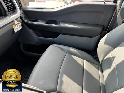 2023 Ford Super Duty F-550 DRW XL 4WD Reg Cab 169" WB 84" CA