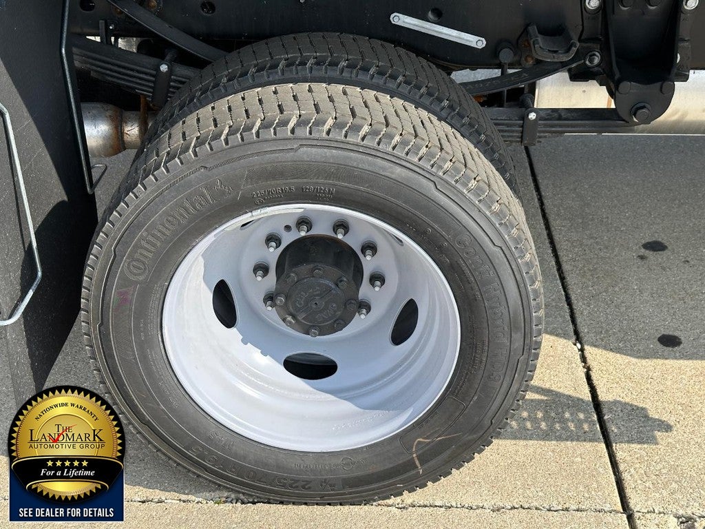 2023 Ford Super Duty F-550 DRW XL 4WD Reg Cab 169" WB 84" CA