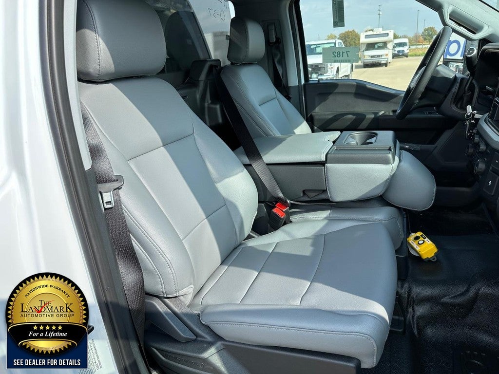 2023 Ford Super Duty F-550 DRW XL 4WD Reg Cab 169" WB 84" CA