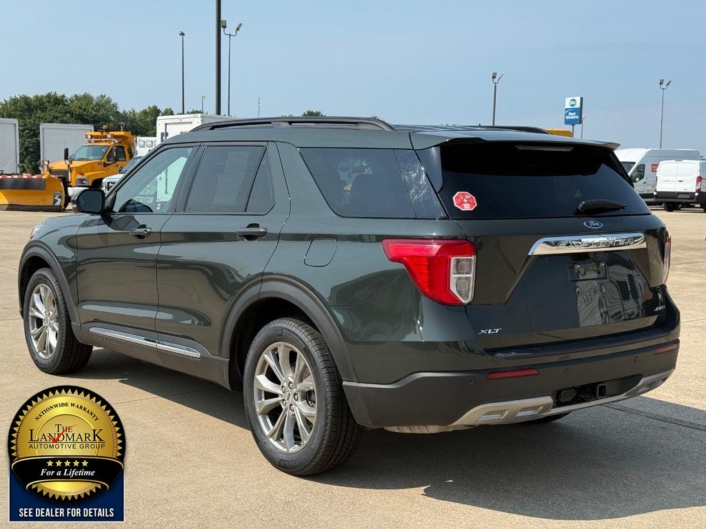 2023 Ford Explorer XLT 4WD