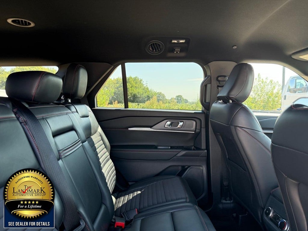 2025 Ford Explorer ST-Line 4WD