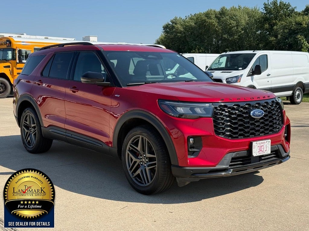 2025 Ford Explorer ST-Line 4WD