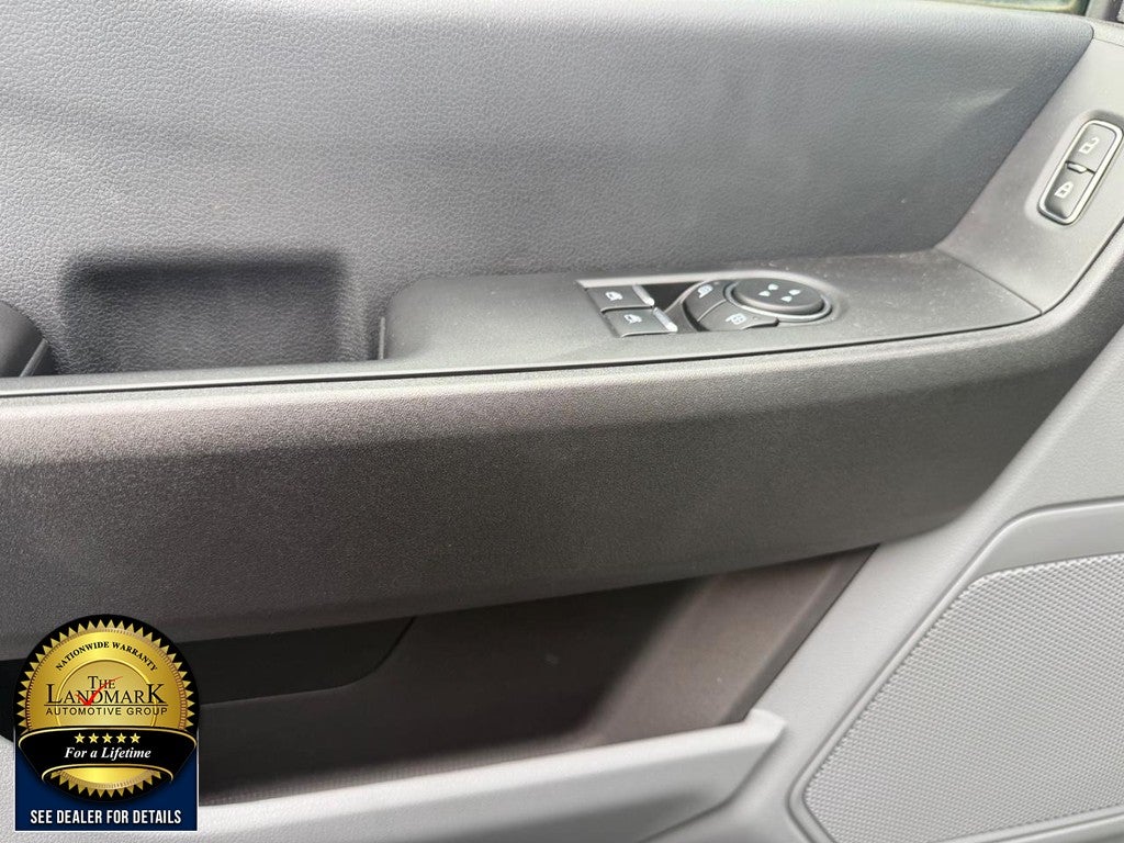 2023 Ford Super Duty F-250 SRW XL 2WD Reg Cab 8' Box