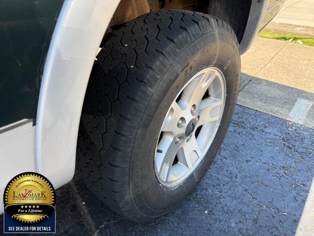 2002 Ford F-150 SuperCrew 139" XLT 4WD