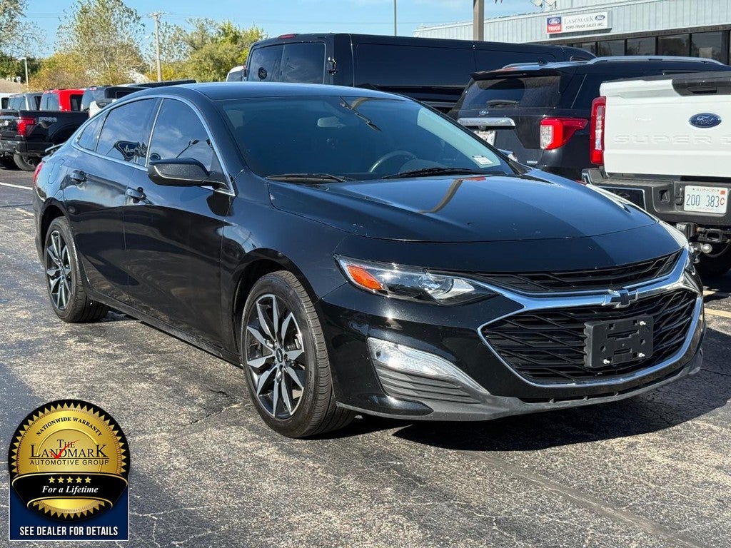2022 Chevrolet Malibu 4dr Sdn RS