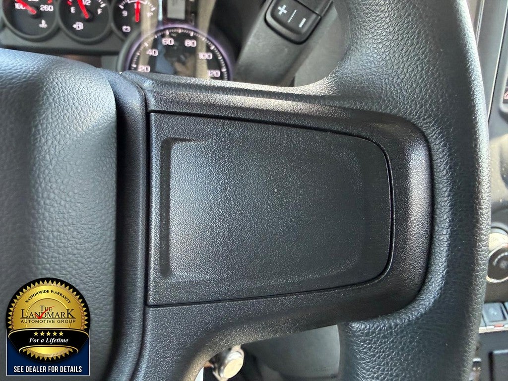 2020 Chevrolet Silverado 1500 4WD Double Cab 147" Custom