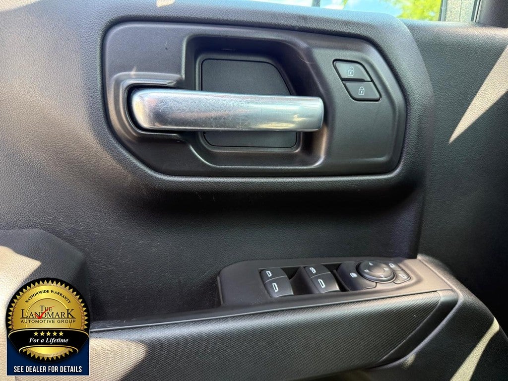 2020 Chevrolet Silverado 1500 4WD Double Cab 147" Custom