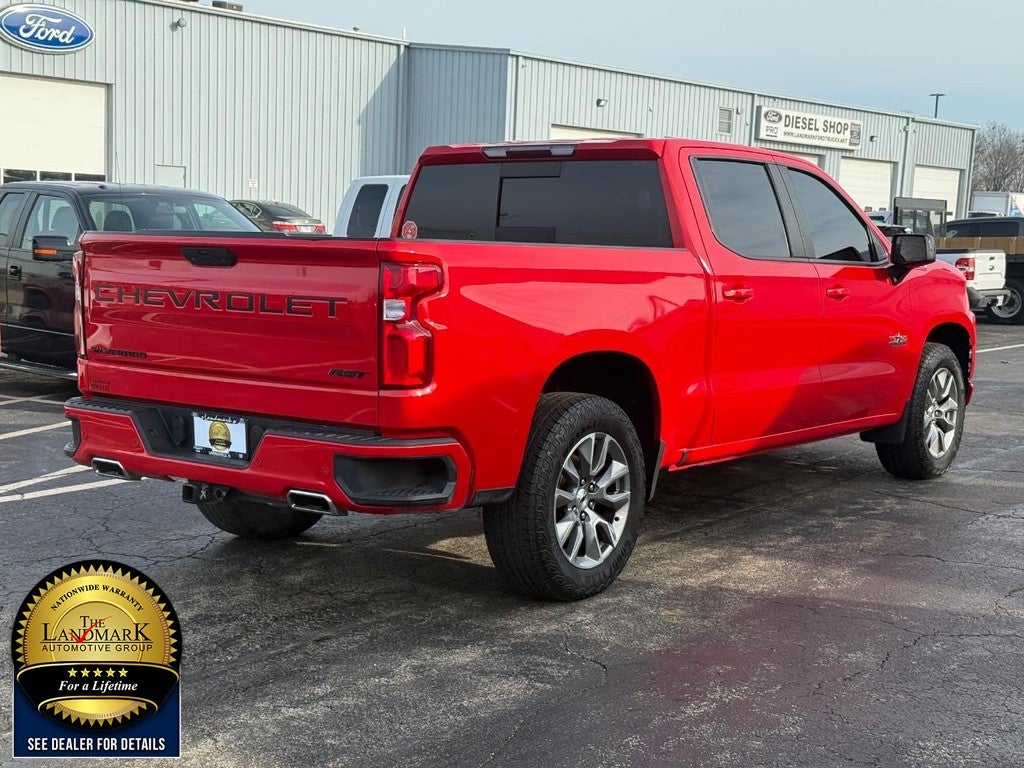 2022 Chevrolet Silverado 1500 LTD 4WD Crew Cab 147" RST