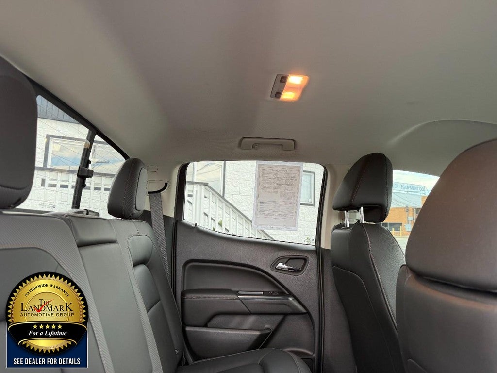 2021 GMC Canyon 4WD Crew Cab 128" AT4 w/Leather