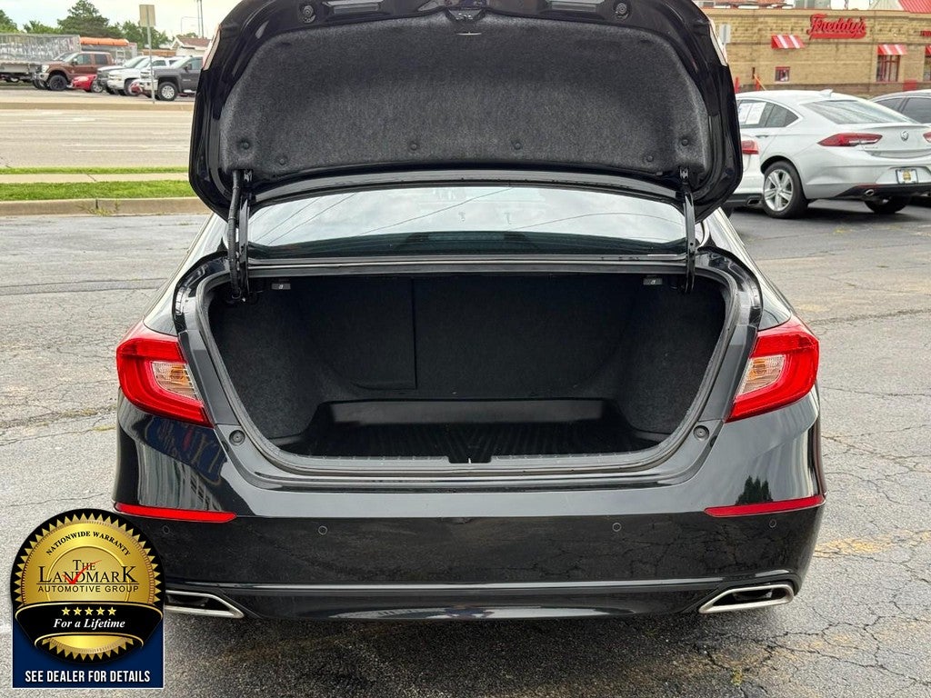 2018 Honda Accord Sedan Touring 2.0T Auto