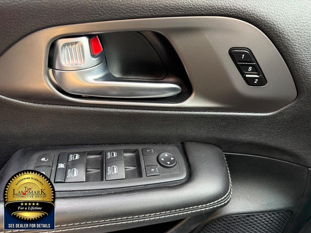 2026 Chrysler Pacifica Select FWD