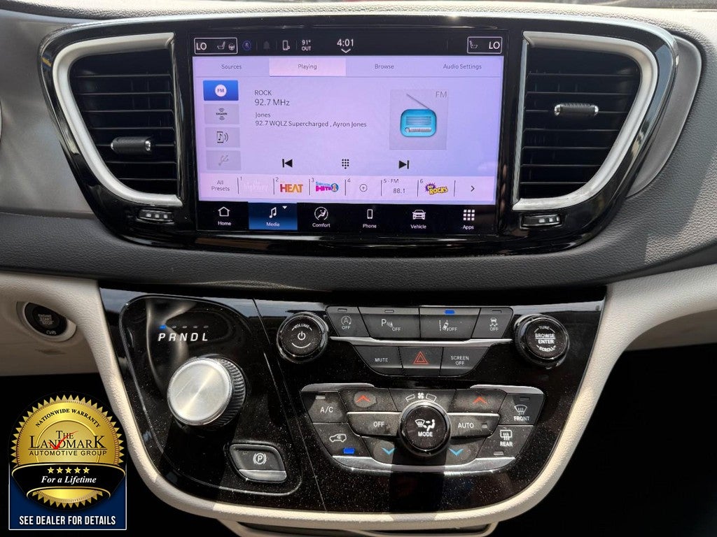 2024 Chrysler Pacifica Touring L FWD