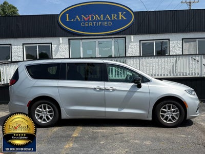 2024 Chrysler Pacifica Touring L FWD