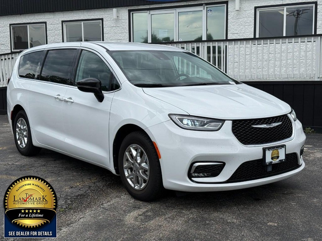 2024 Chrysler Pacifica Touring L FWD