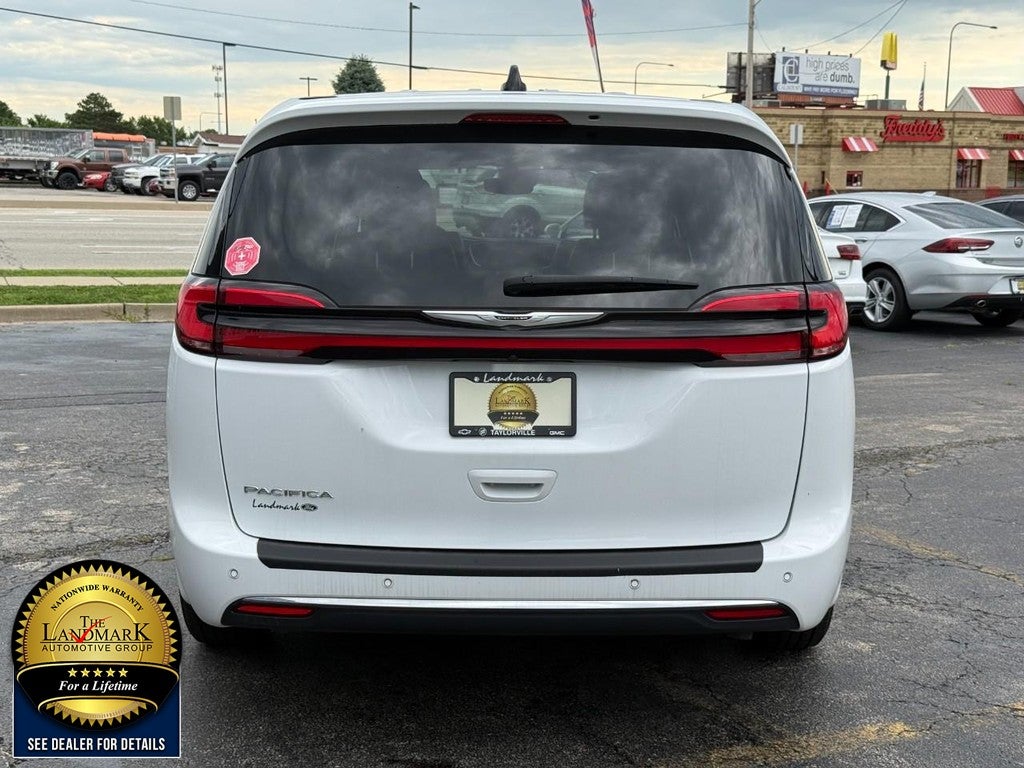 2024 Chrysler Pacifica Touring L FWD