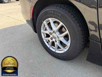 2023 Chrysler Voyager LX FWD