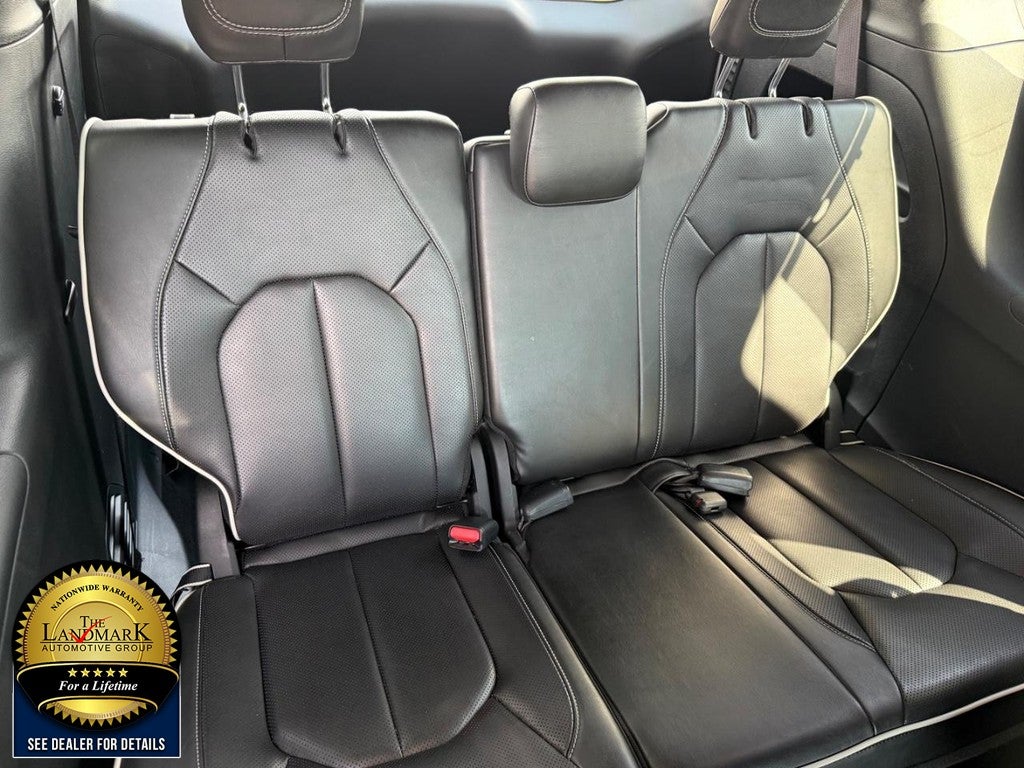 2025 Chrysler Pacifica Limited FWD