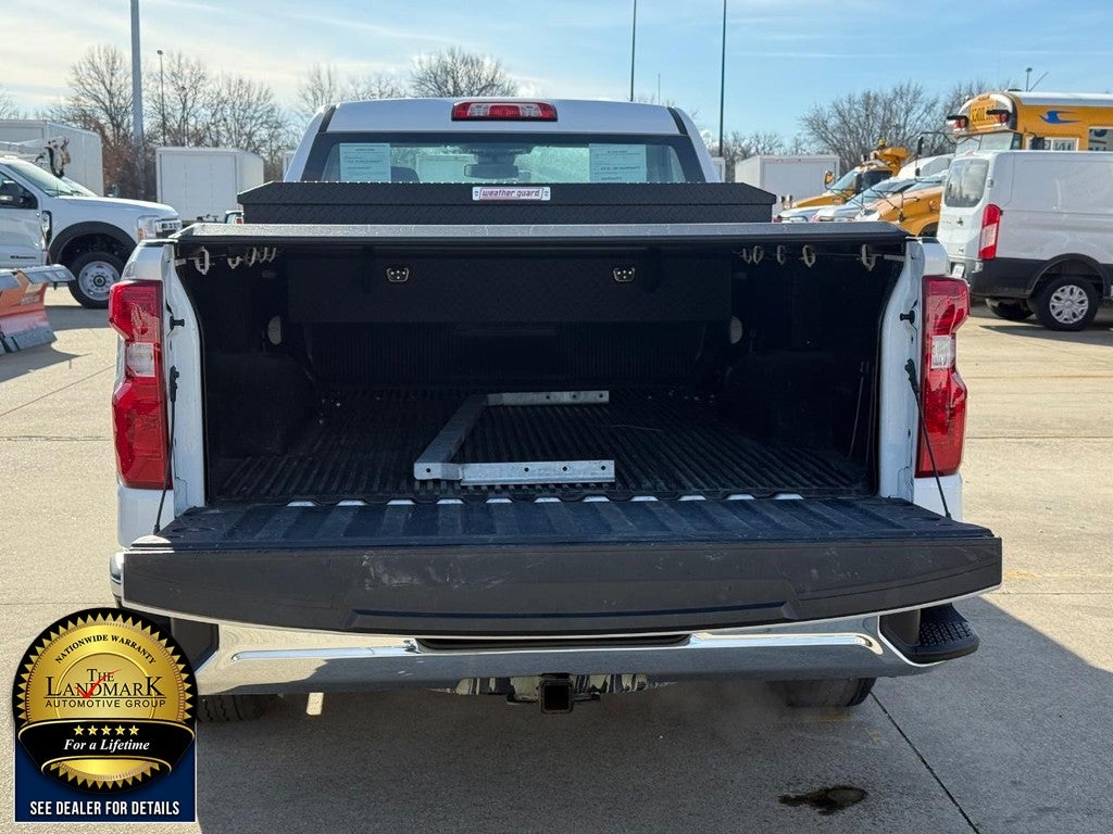 2024 Chevrolet Silverado 1500 2WD Reg Cab 140" Work Truck