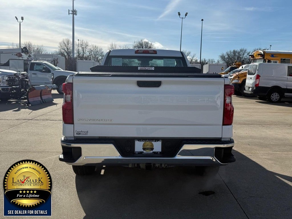 2024 Chevrolet Silverado 1500 2WD Reg Cab 140" Work Truck