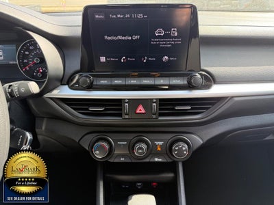 2024 Kia Forte LX IVT