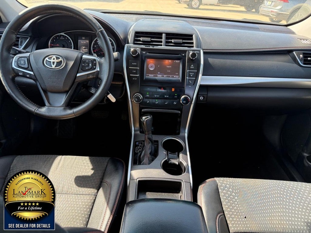 2015 Toyota Camry 4dr Sdn I4 Auto SE (Natl)