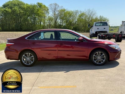 2015 Toyota Camry 4dr Sdn I4 Auto SE (Natl)