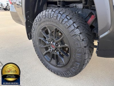 2025 Toyota Tundra 4WD SR5 CrewMax 5.5' Bed (Natl)