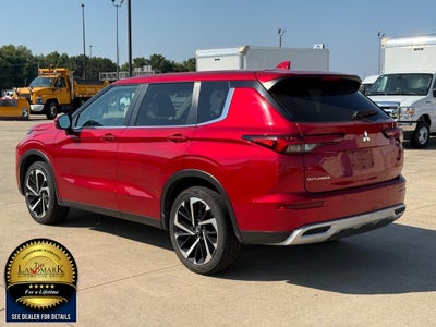 2024 Mitsubishi Outlander SE Black Edition FWD