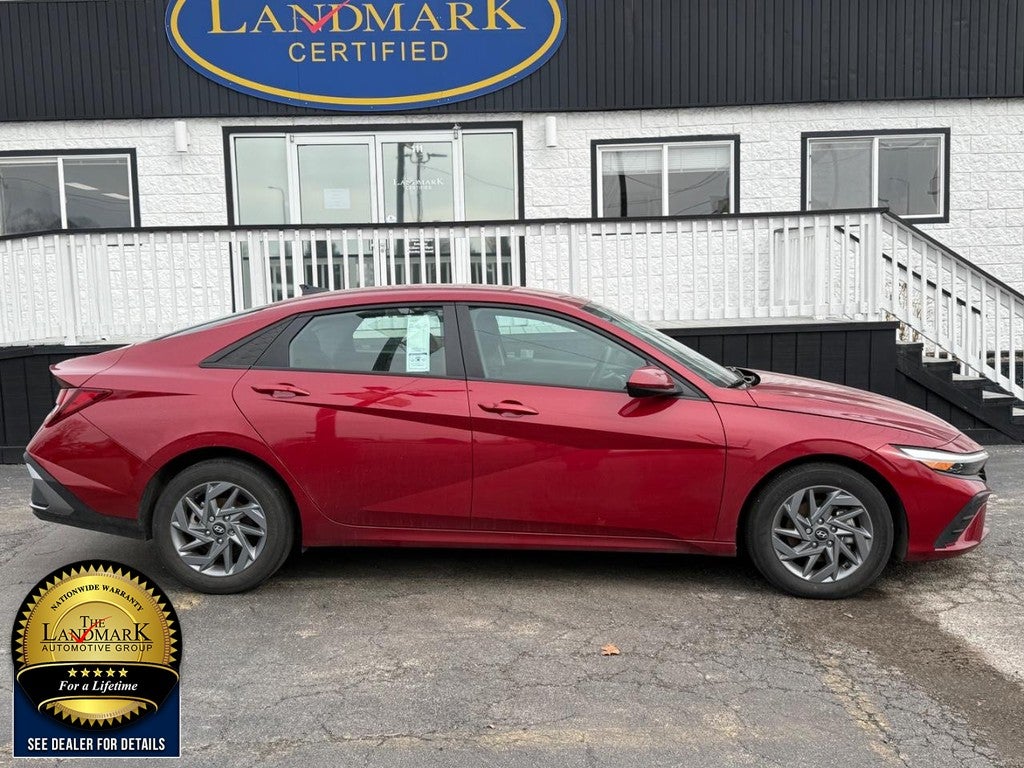 2024 Hyundai Elantra SEL IVT