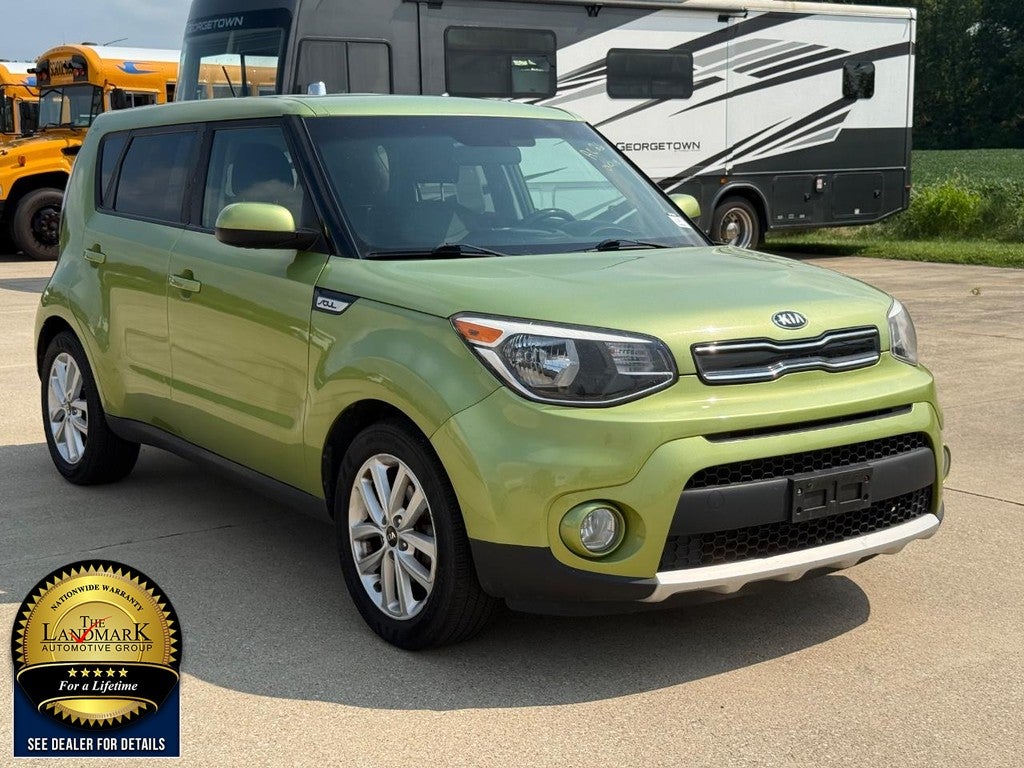 2018 Kia Soul + Auto