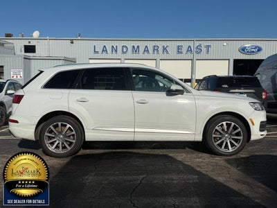 2019 Audi Q7 Premium Plus 45 TFSI quattro