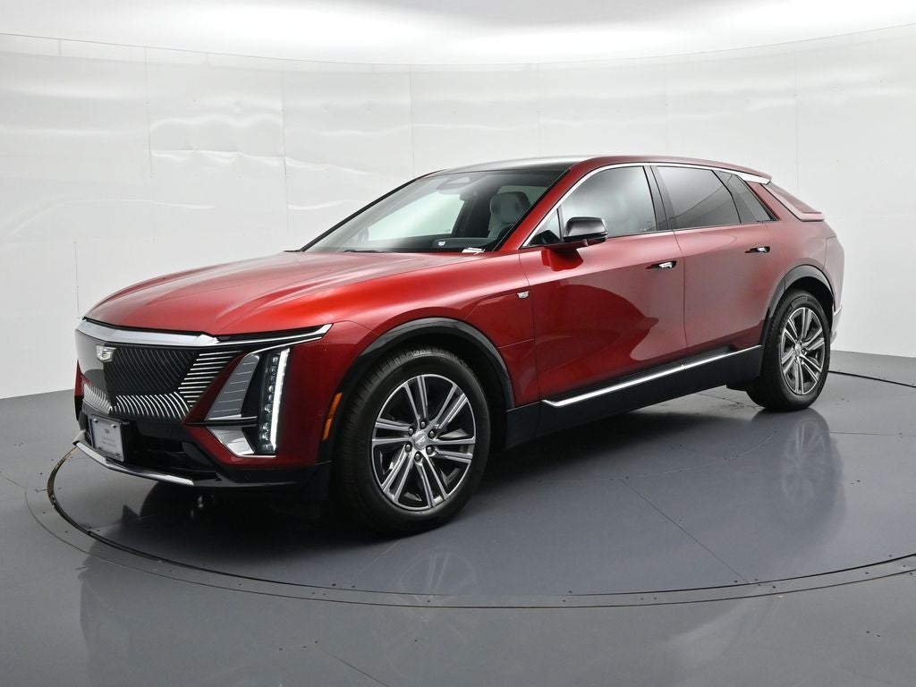 2024 Cadillac LYRIQ 4dr Luxury w/1SD