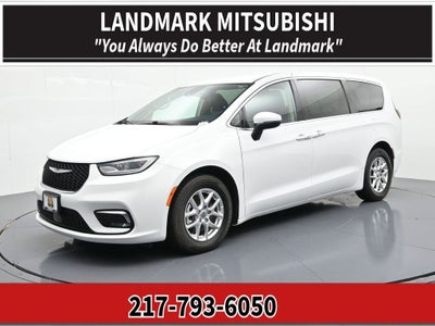 2023 Chrysler Pacifica Touring L FWD