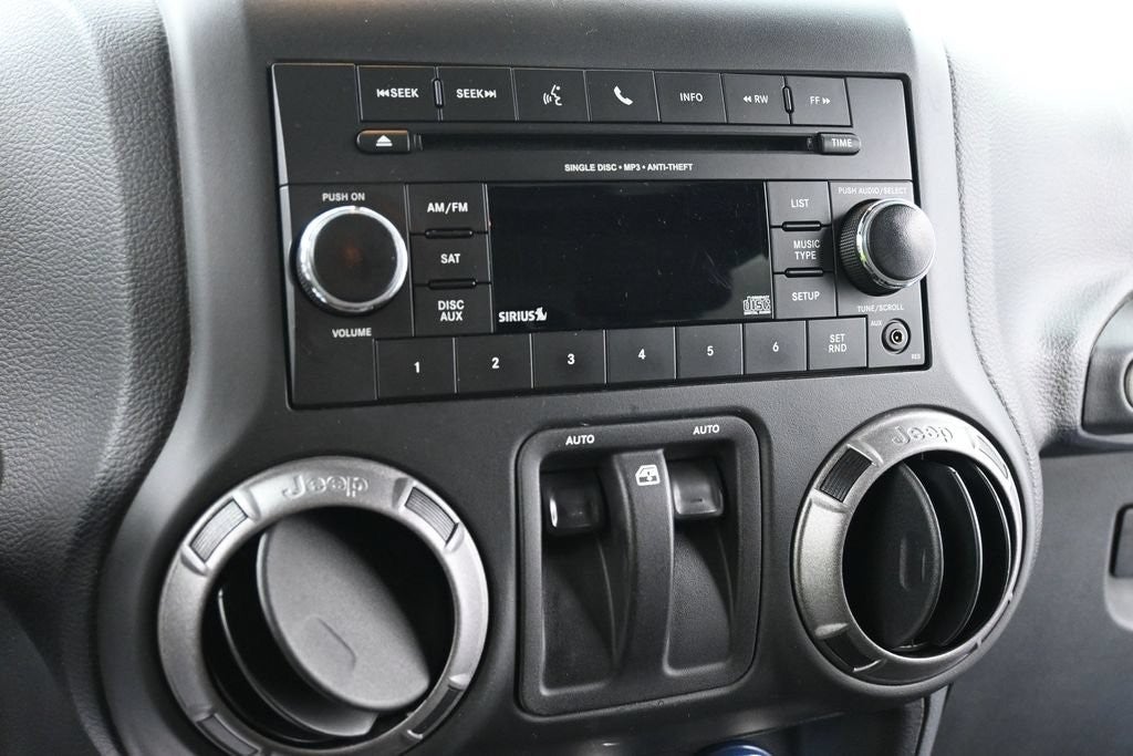 2016 Jeep Wrangler Sport