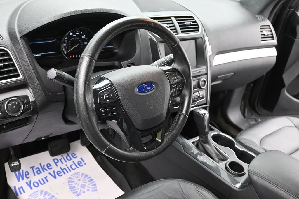 2017 Ford Explorer XLT FWD