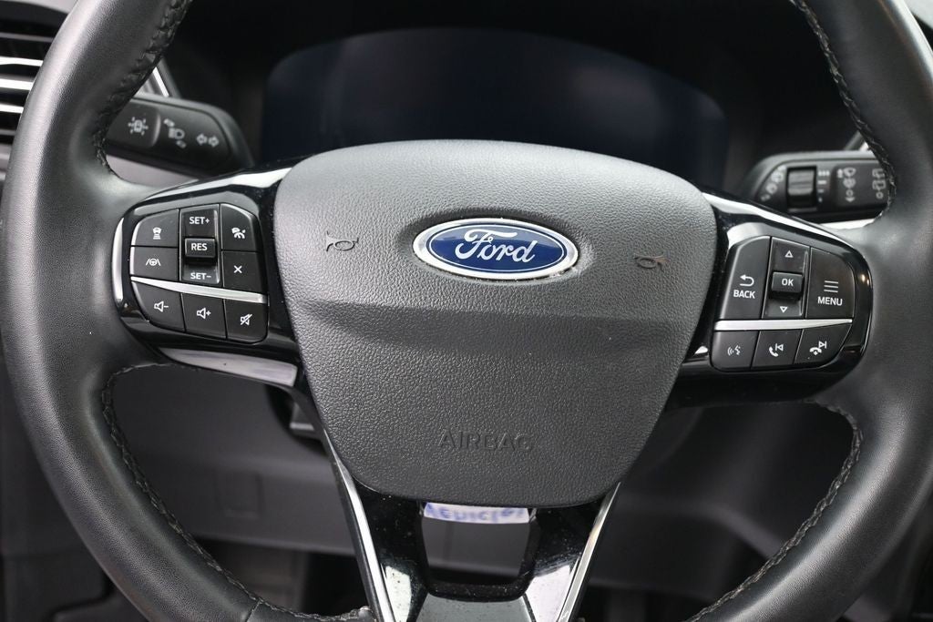 2022 Ford Escape Titanium AWD