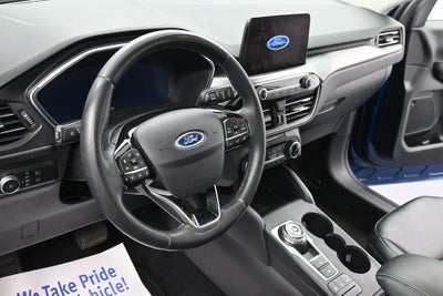 2022 Ford Escape Titanium AWD