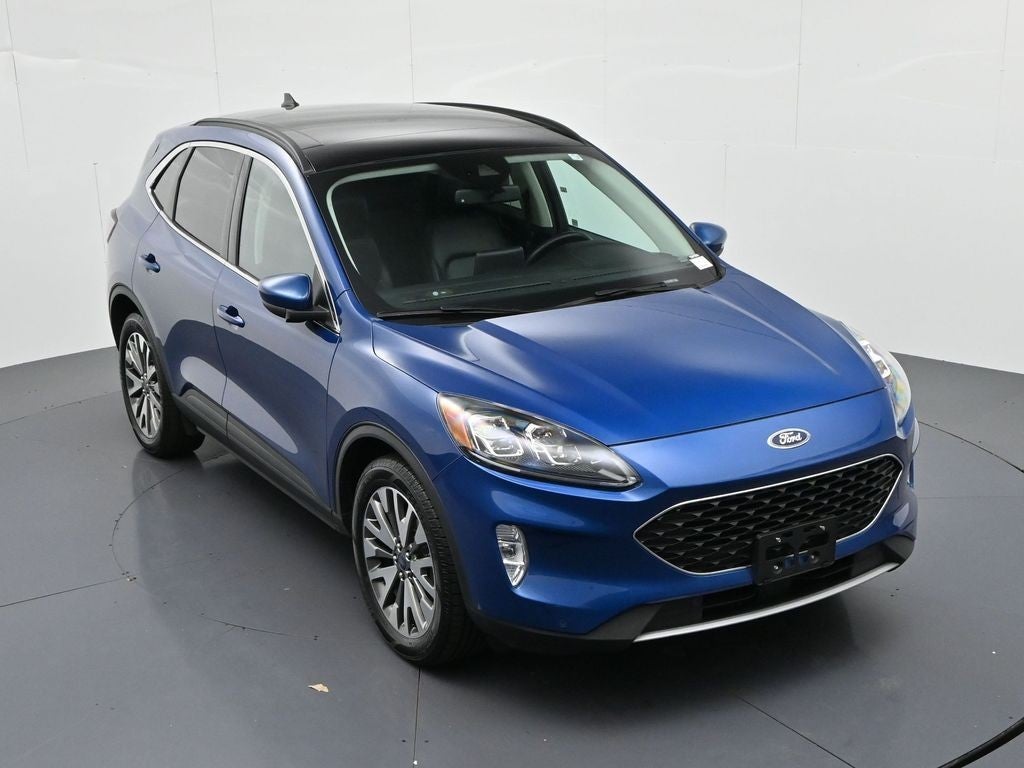 2022 Ford Escape Titanium AWD