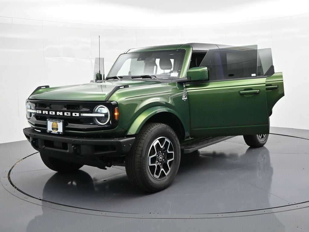 2024 Ford Bronco Outer Banks 4 Door 4x4