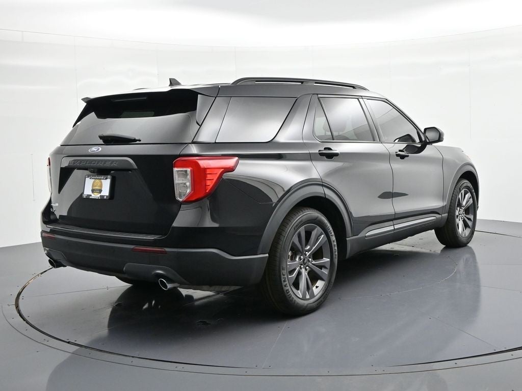 2022 Ford Explorer XLT RWD