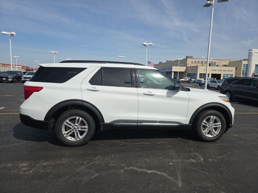 2022 Ford Explorer XLT 4WD