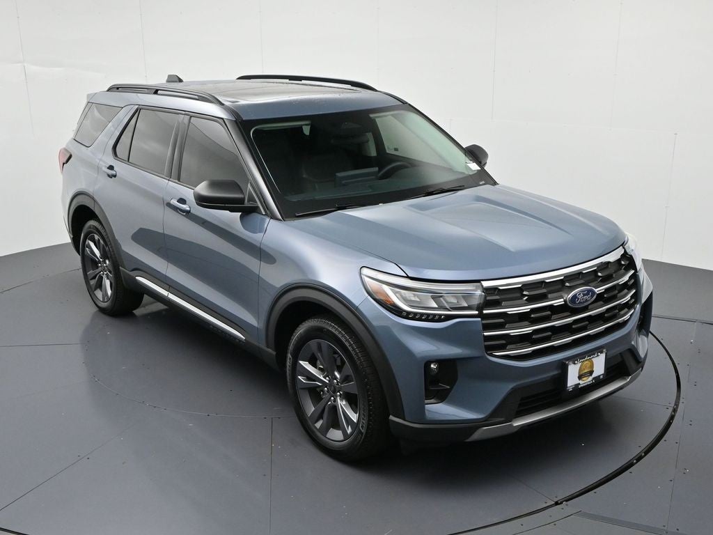 2025 Ford Explorer Active 4WD