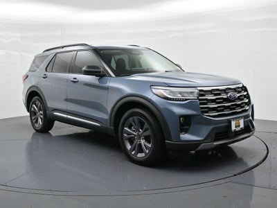 2025 Ford Explorer Active 4WD