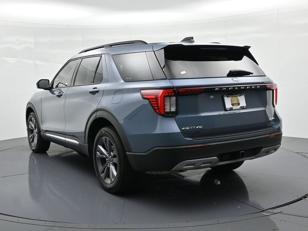 2025 Ford Explorer Active 4WD