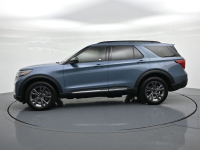 2025 Ford Explorer Active 4WD