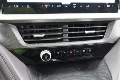 2026 Ford Explorer Platinum 4WD